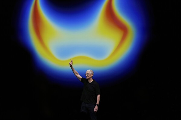 Apple Unveils iPhone 17 Lineup and New Gadgets