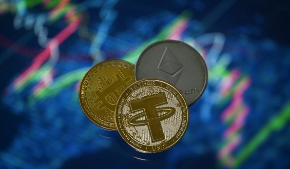 Stablecoin Integration: From Crypto to Mainstream Business Use