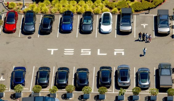 Regulators Investigate Tesla Crash in Texas Home
