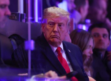 Mixed Reactions Emerge as Trump Attends Knicks Game
