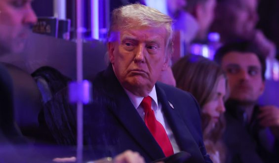 Mixed Reactions Emerge as Trump Attends Knicks Game
