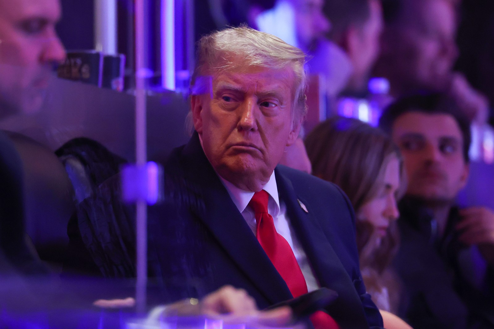 Mixed Reactions Emerge as Trump Attends Knicks Game