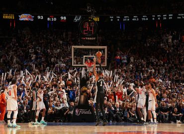Spurs Win Game 3 Against Knicks Amid High-Profile Audience and Tense Atmosphere