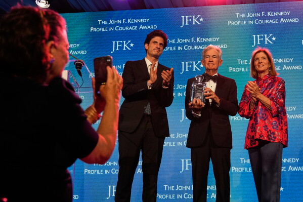 Key Developments in U.S.-Iran Tensions and Domestic Challenges
