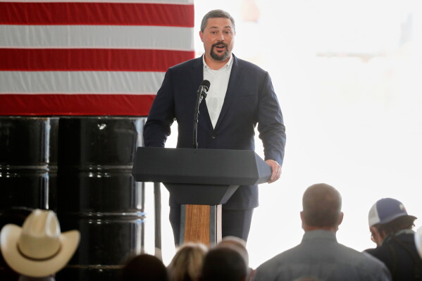 Tensions Rise Over Homeland Security Spending Bill