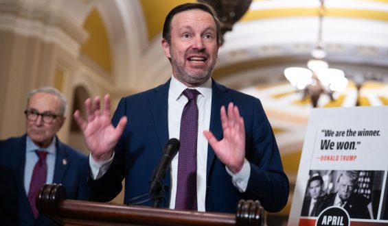 Senator Murphy’s Minimum Wage Proposal: A Living Wage Debate