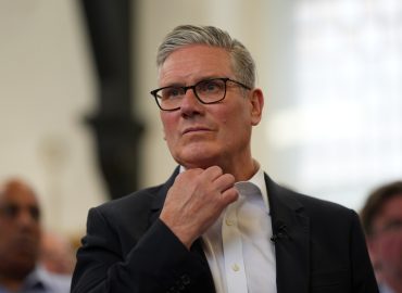 Keir Starmer Expected to Announce Resignation Amid Leadership Pressure