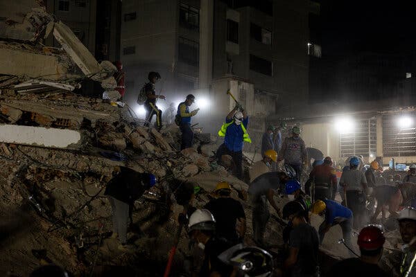 Community Rescue Efforts in Caracas After Earthquakes