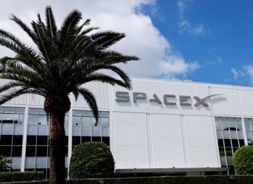 SpaceX Sets Record with Monumental I.P.O.