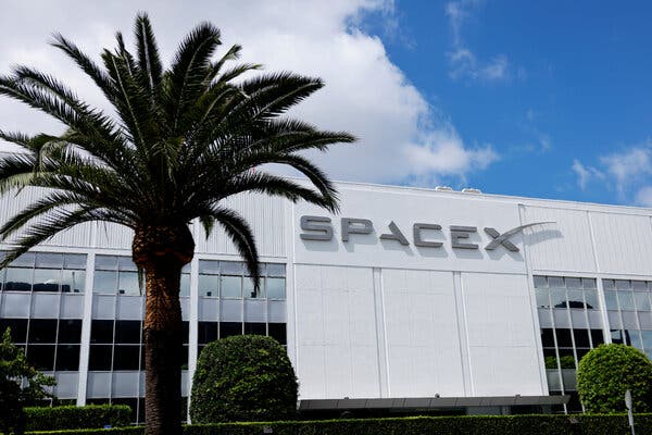 SpaceX Sets Record with Monumental I.P.O.