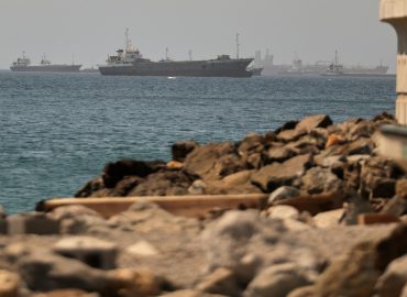 Strait of Hormuz Ceasefire Creates Temporary Calm Amid Tensions