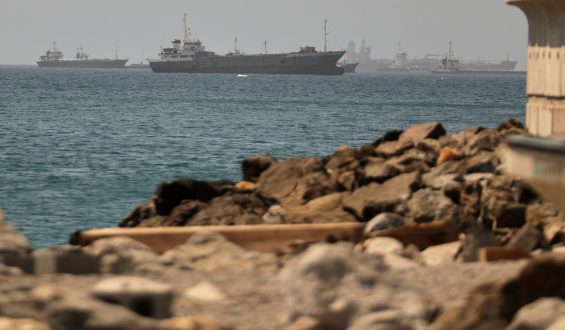 Strait of Hormuz Ceasefire Creates Temporary Calm Amid Tensions