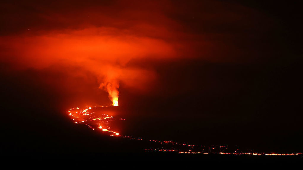 What Makes Hawaii’s Erupting Volcanoes Special