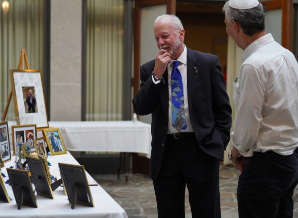 Rabbi Jeffrey Myers Retires After Leading Tree of Life Congregation Through Tragedy