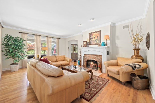Expansive Home in Palos Park