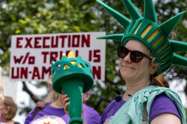 Vigil and March in Chicago Against Immigration Enforcement Actions