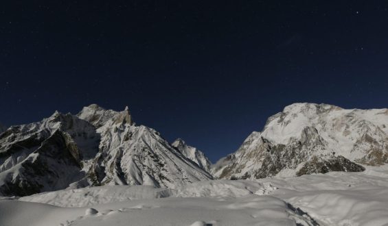 Rescue Efforts Underway for Missing Climbers on Broad Peak