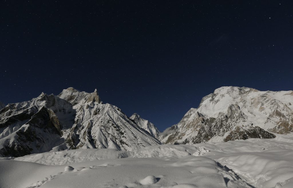 Rescue Efforts Underway for Missing Climbers on Broad Peak