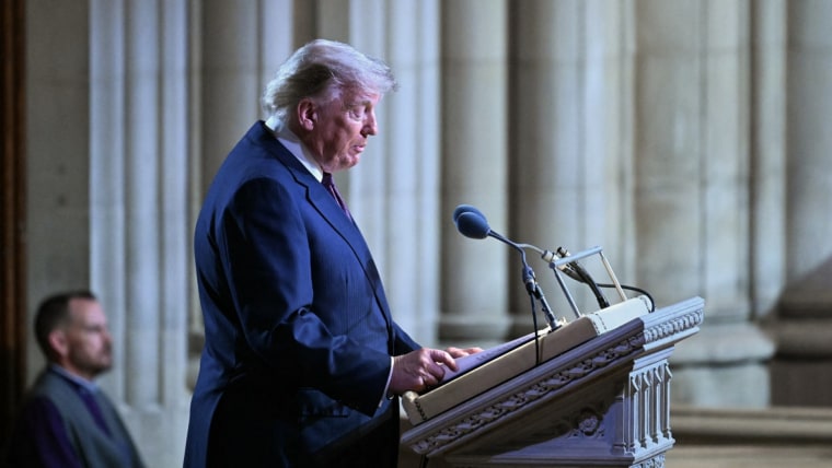 Trump Pays Tribute to Sen. Lindsey Graham During Event