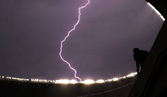 Mexico vs Ecuador World Cup Match Delayed Due to Weather