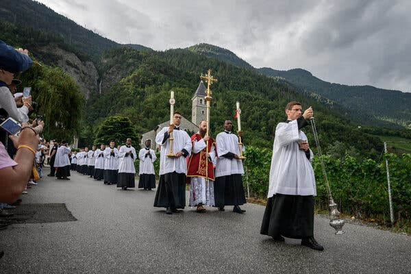 Vatican’s Action Against Rebel Catholic Faction Deepens Schism