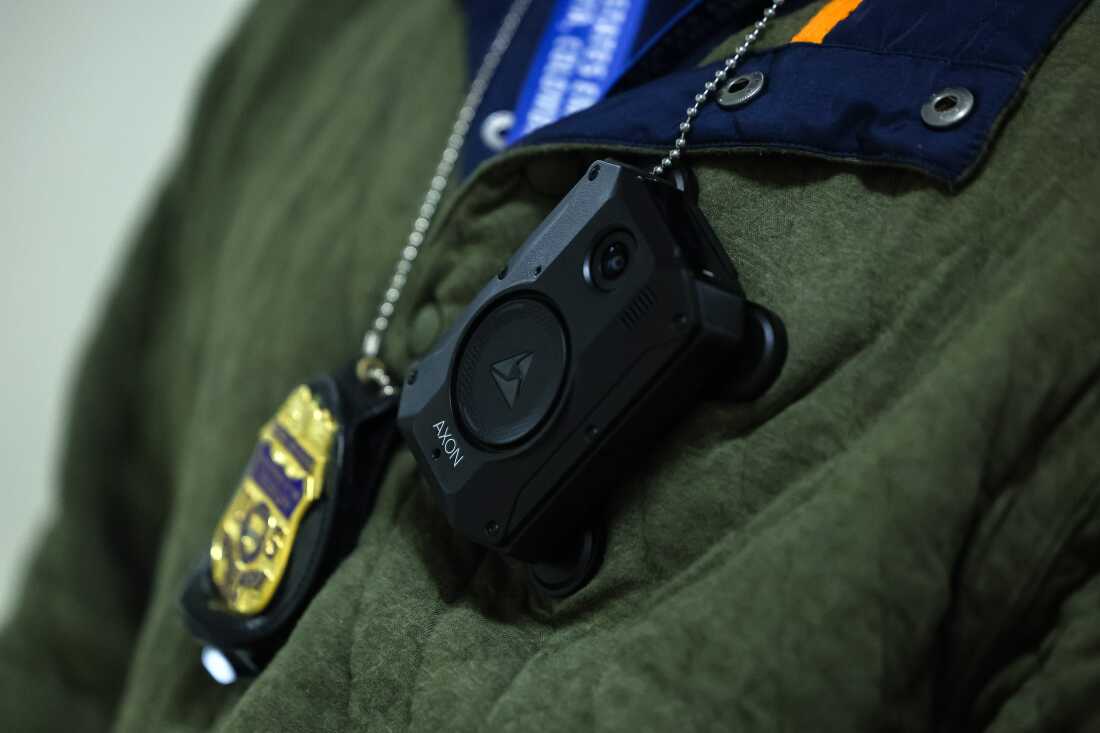 Delays in Deployment of Body Cameras for Federal Immigration Agents