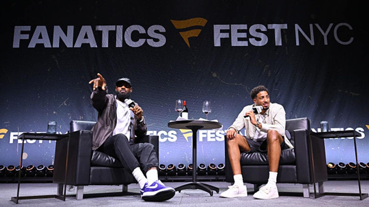 LeBron James Keeps Fans in Suspense at Fanatics Fest