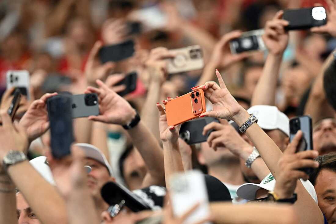 Supreme Court Permits Texas Law Restricting App Downloads by Minors