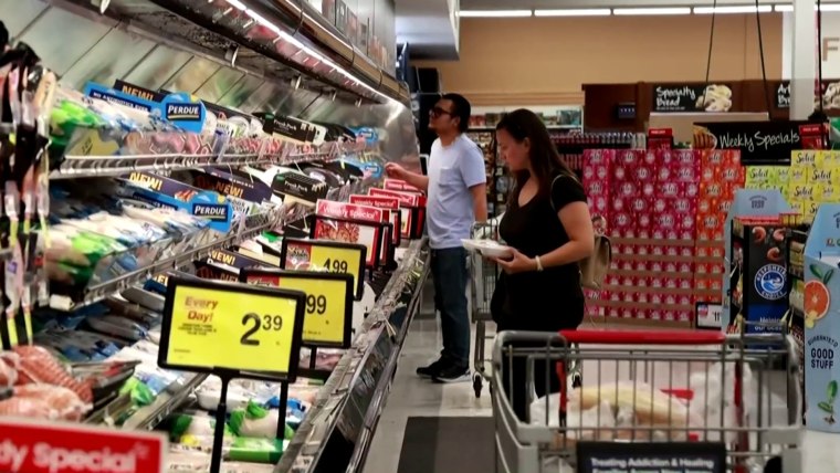 U.S. Economy Adds Jobs and Faces Inflation Challenges