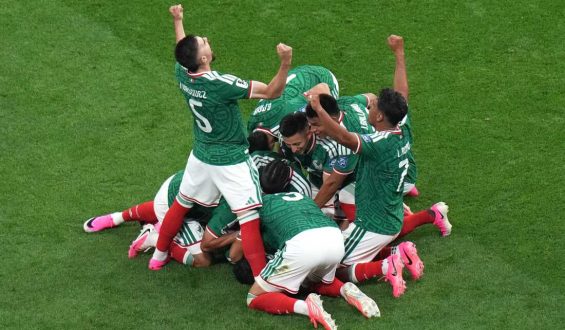Mexico Celebrates Historic World Cup Victory Over Ecuador