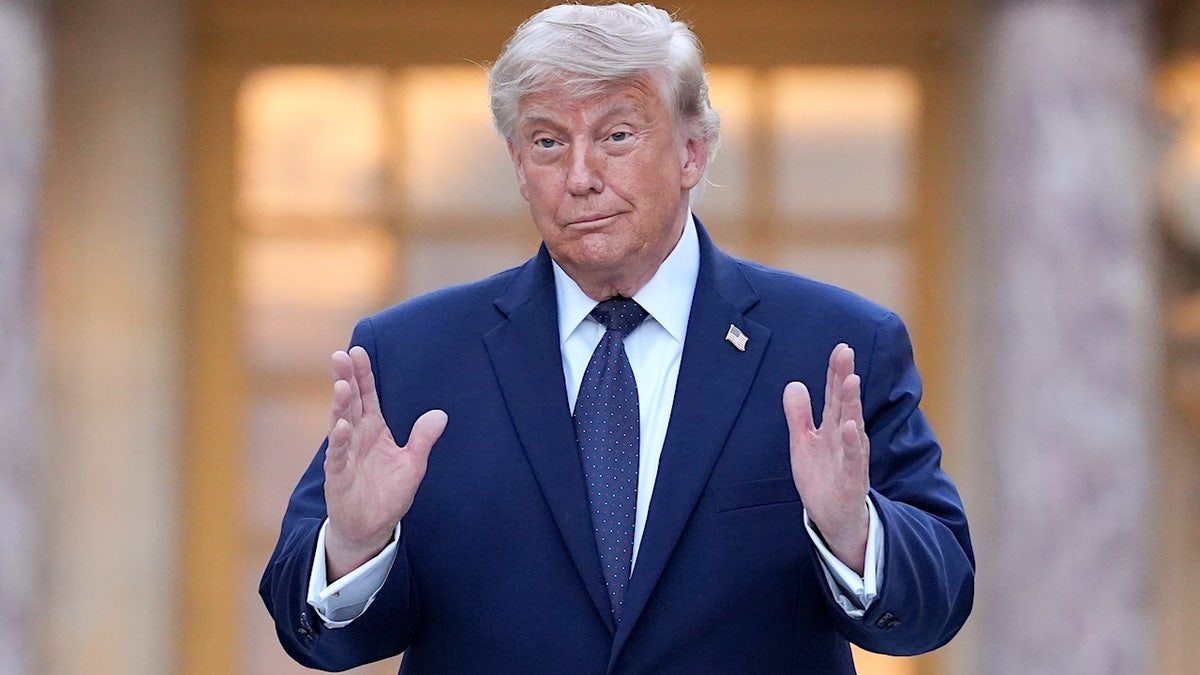 Trump Proposes Presidential Gathering for a White House Football Viewing