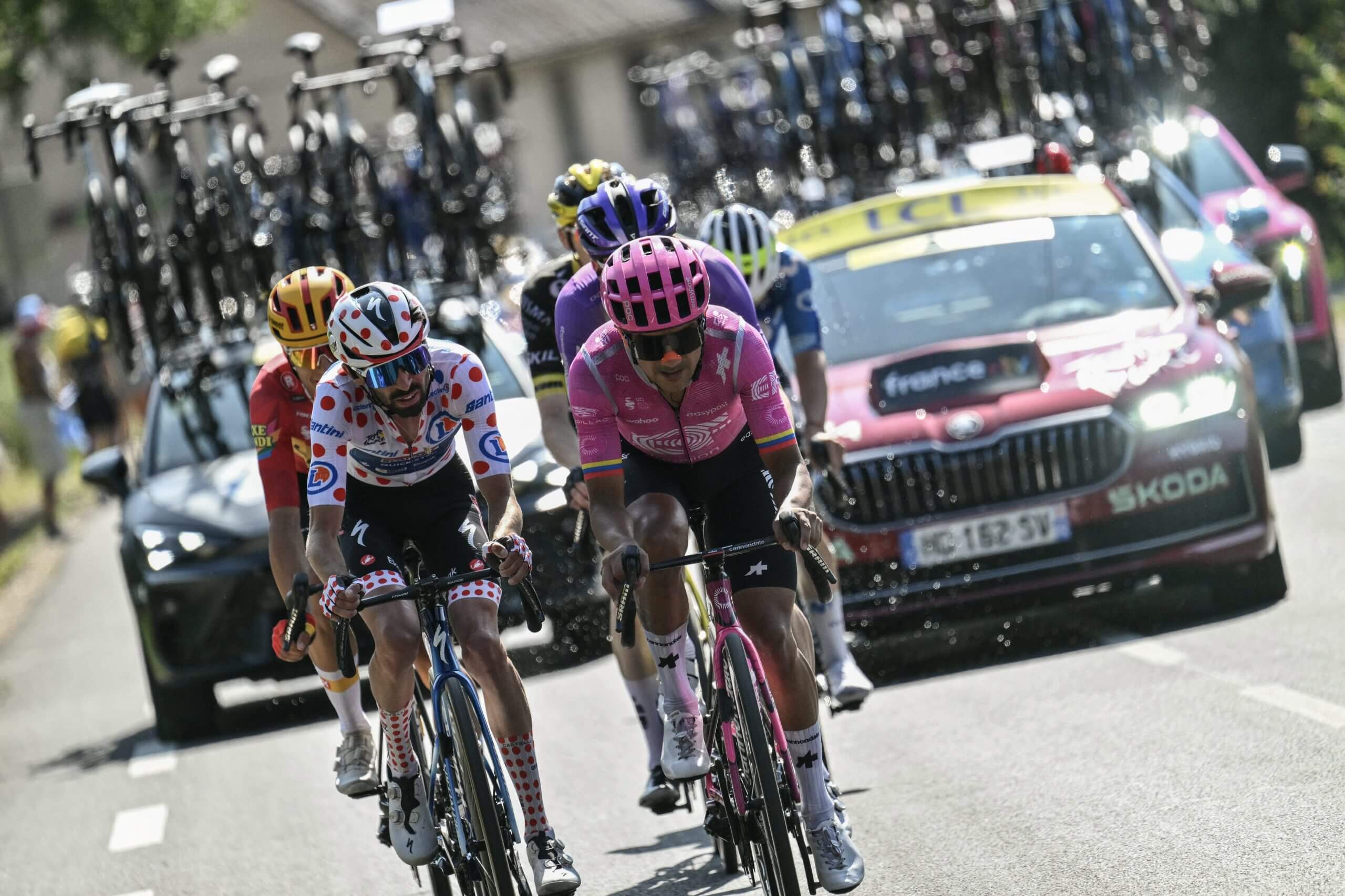Stage 18 Victory for Carapaz at the Tour de France