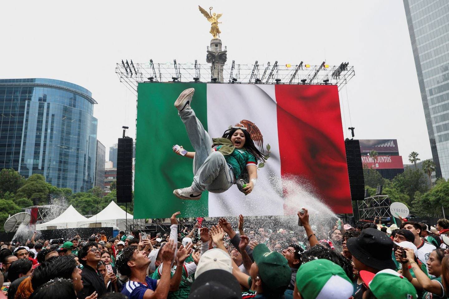 Mexico vs England: World Cup Clash at Estadio Azteca