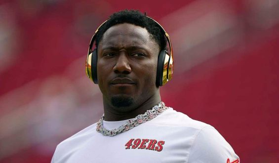 Deebo Samuel Returns to the 49ers Amid Receiving Corps Concerns