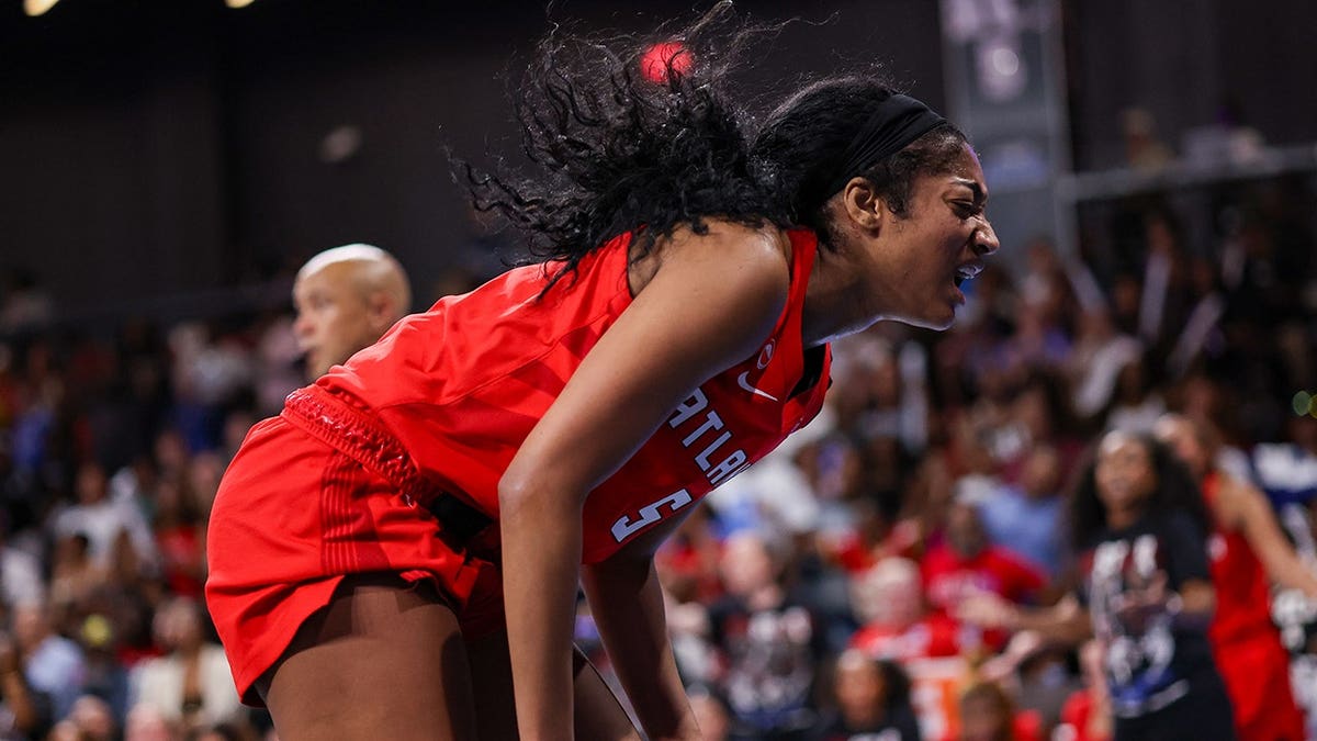 Angel Reese’s Injury and Challenging Performance in Atlanta Dream’s Game Against Chicago Sky