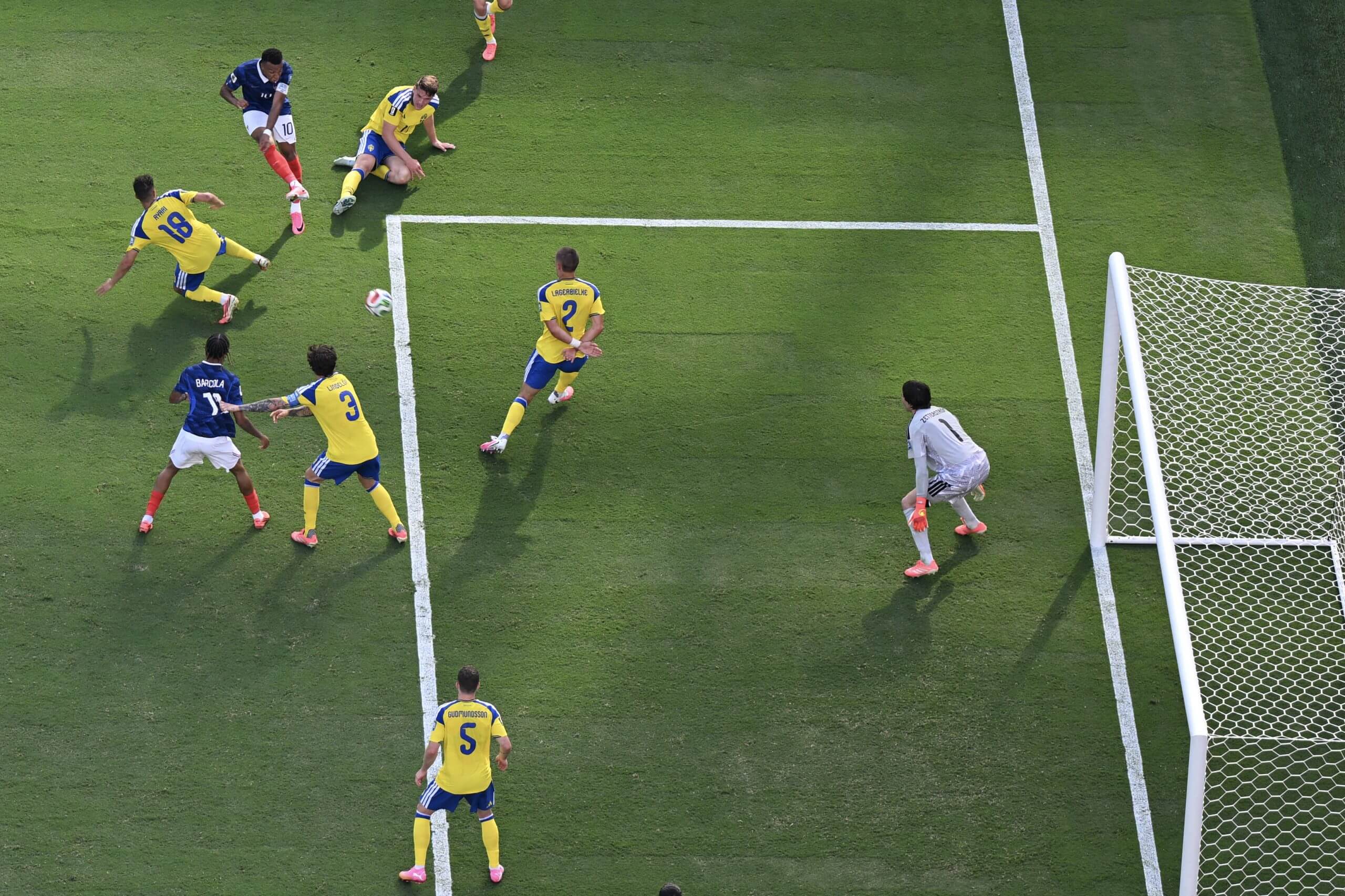 Mbappe Breaks World Cup Record as France Defeats Sweden