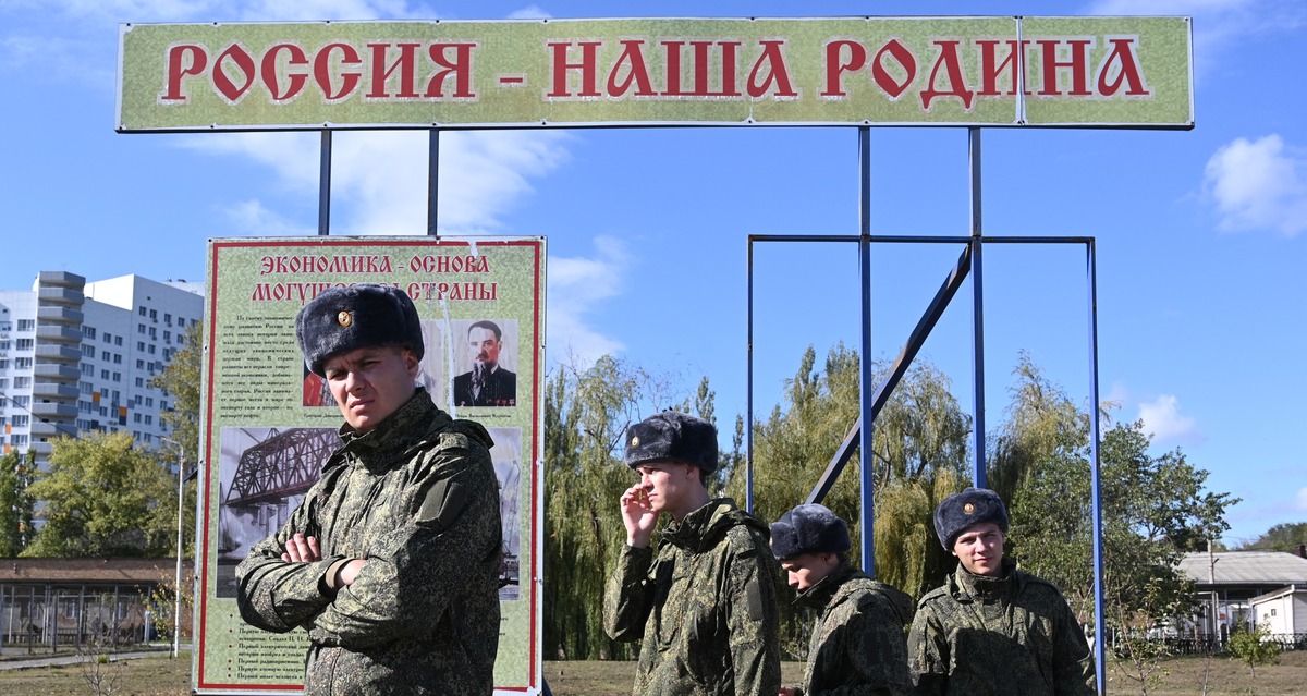 Putin Plans Massive Military Mobilization Amidst Ongoing Ukraine Conflict