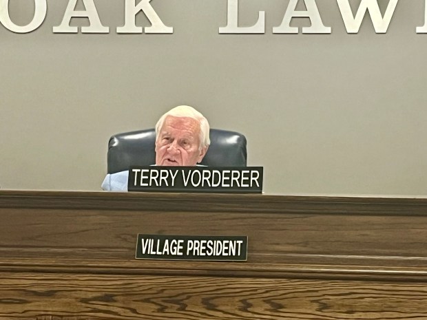 Oak Lawn Officials Address Stormwater Basin and Critique Nicor Gas Project