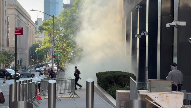 Explosion Outside Federal Building in Manhattan, Suspect Detained