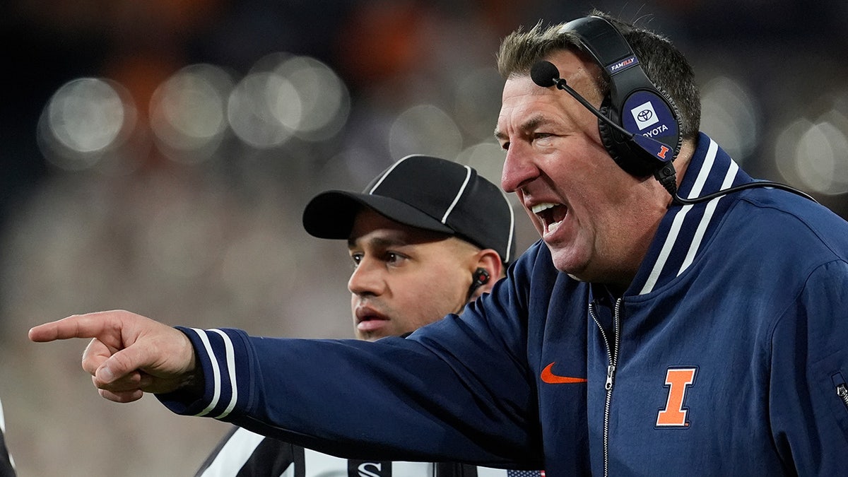 Rising Tensions Between SEC and Big Ten in College Football