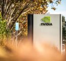 AI Industry Diverges on Open vs Closed Technology
