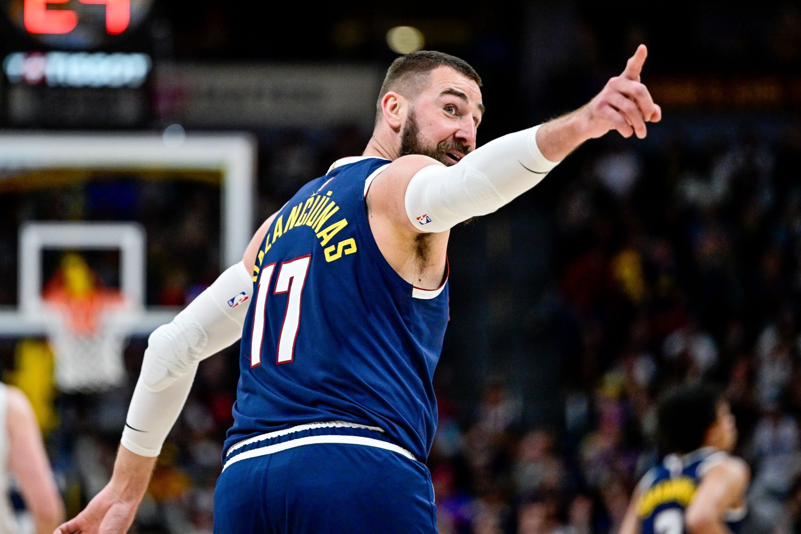 Jonas Valanciunas Joins Zalgiris Kaunas on Two-Year Contract After NBA Stint