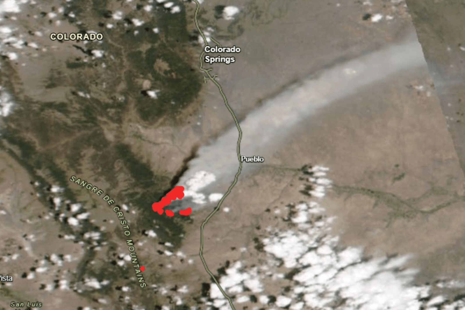 Aspen Acres Fire in Colorado Intensifies with Expanding Evacuations