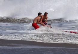 Daring Rescue at Santa Cruz Beach