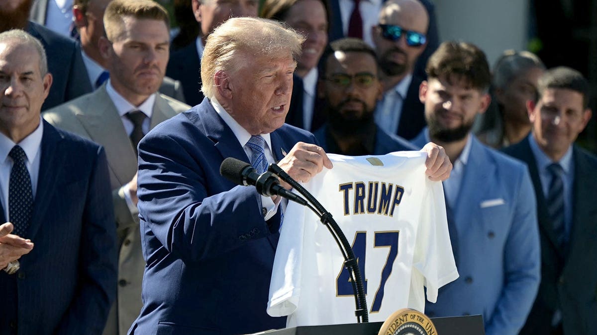 Trump Praises Shohei Ohtani at Dodgers White House Ceremony