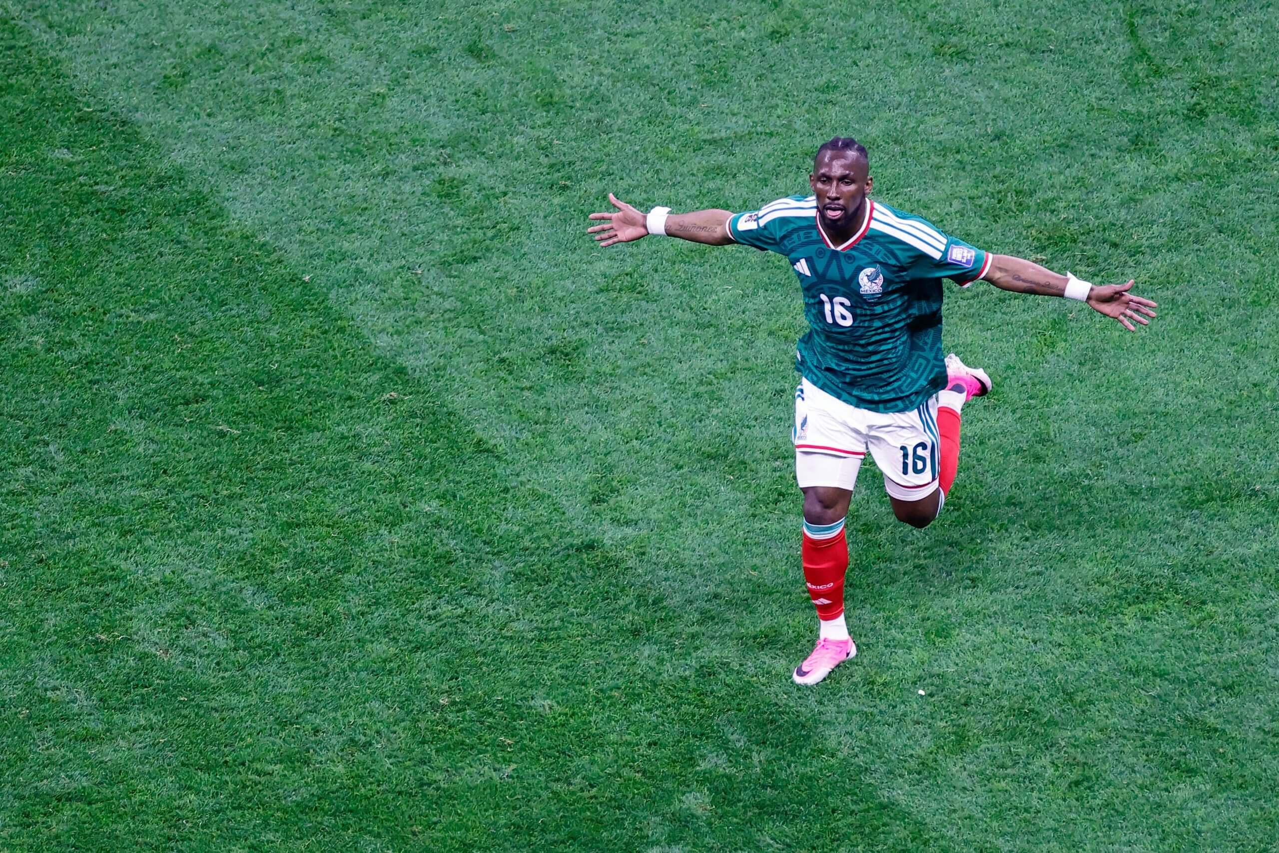 Mexico vs England: World Cup Clash at Estadio Azteca