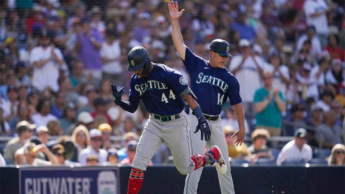 Seattle Mariners vs. Texas Rangers Game Overview