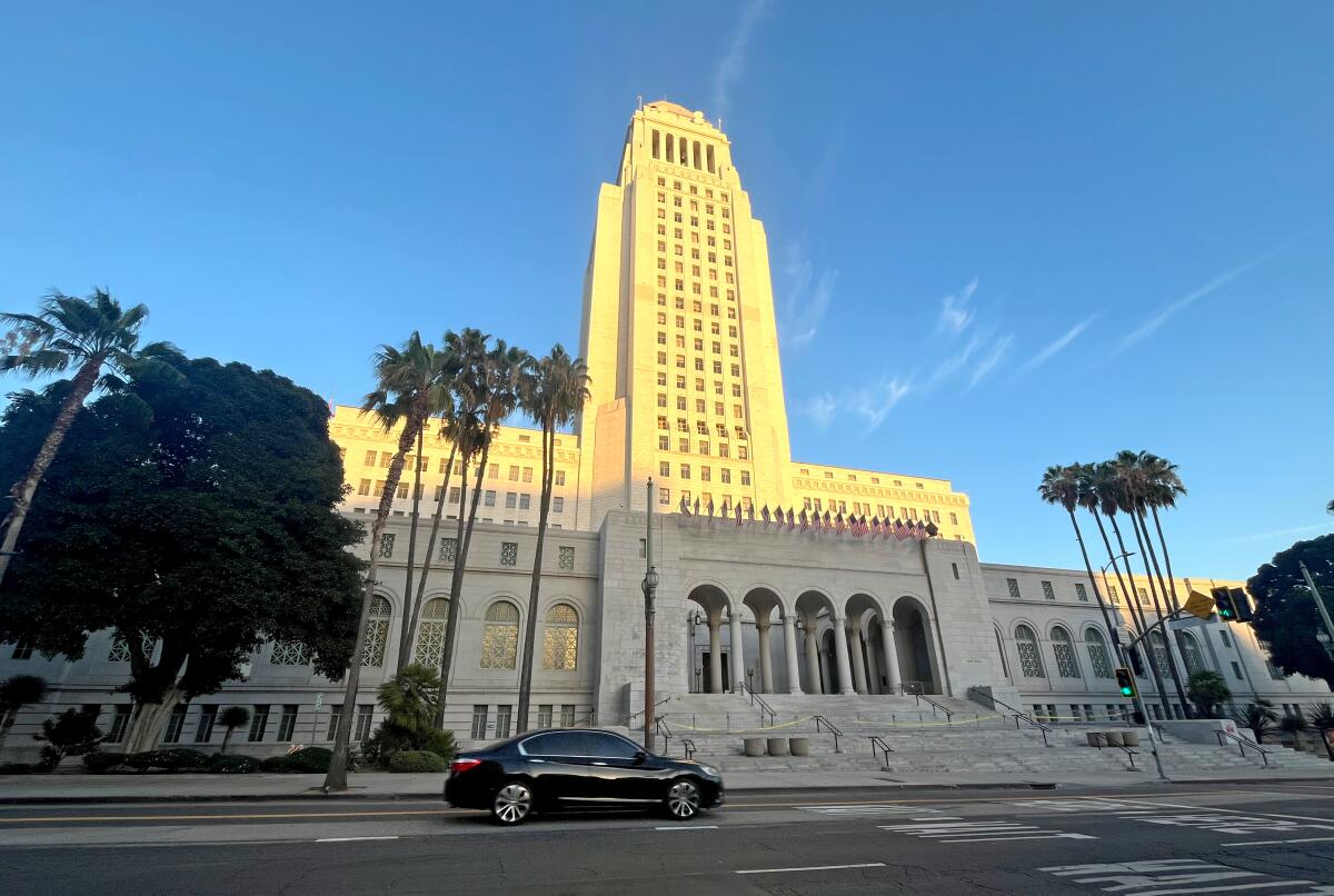 Death Reported at Los Angeles City Hall