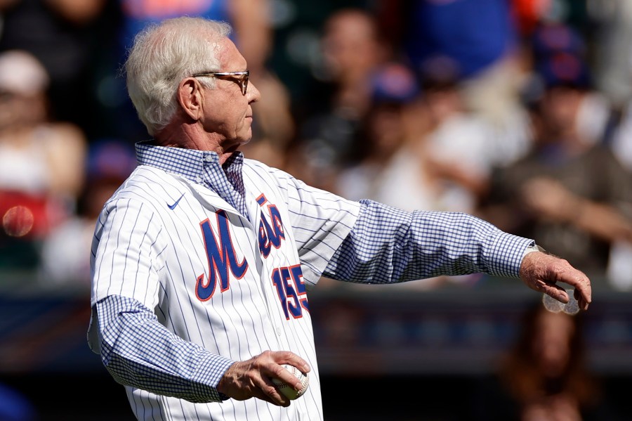 Capt. Chesley Sullenberger Diagnosed with Alzheimer’s Disease