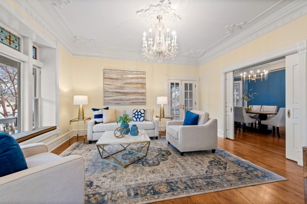 Elegant Queen Anne Home in Barrington